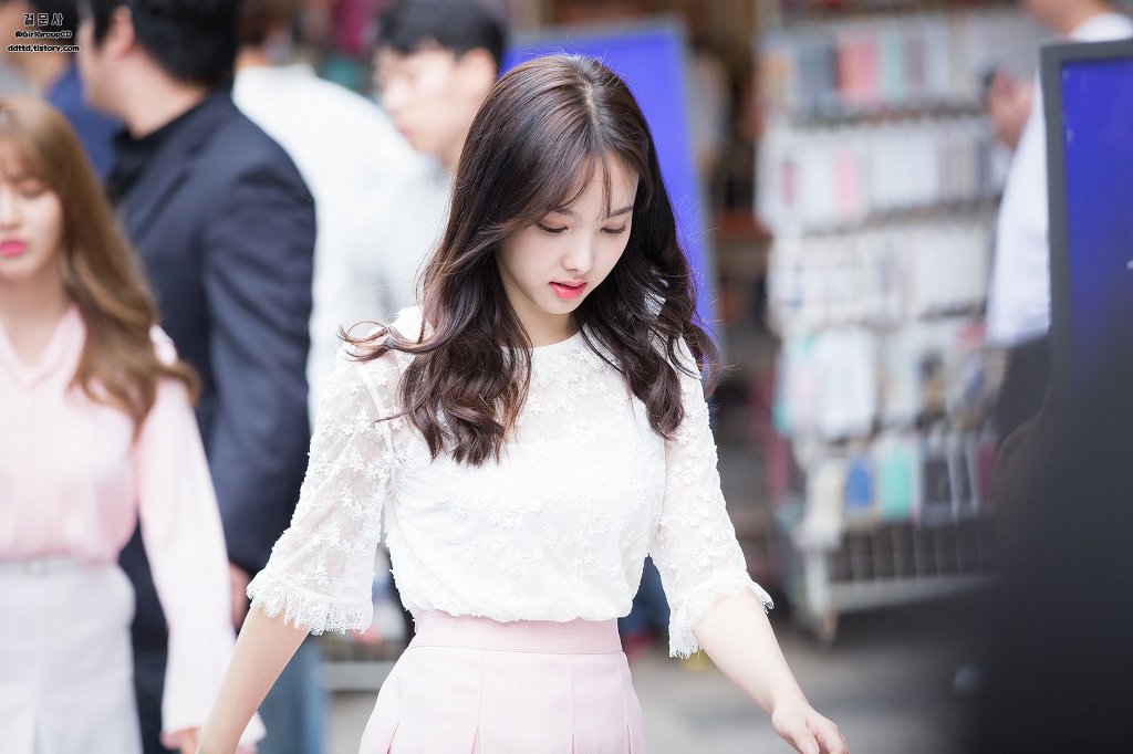 [트와이스] 네이처 팬싸에서 너무 상큼하고 싱그러운 나연이 | 인스티즈