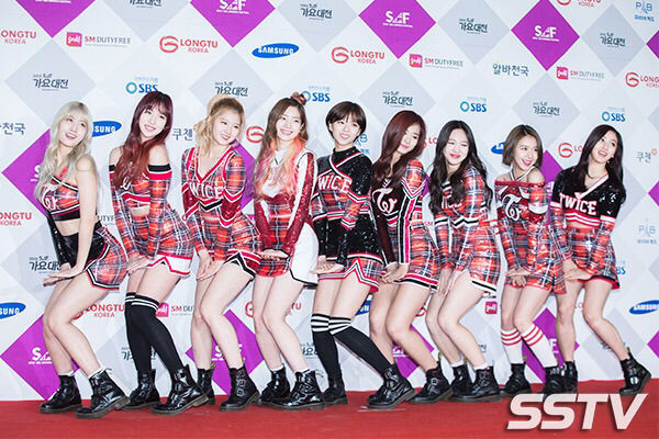 오늘 SBS가요대전 레드카펫.jpg | 인스티즈