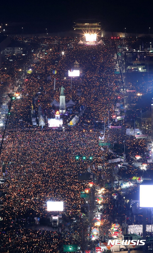 외신들이 놀랐던 한국의 탄핵시위.jpg | 인스티즈