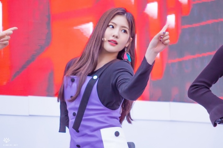 구구단 막내 혜연.gif | 인스티즈