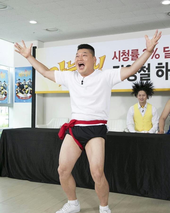 아는형님 김영철 하차 기자회견 현장 | 인스티즈