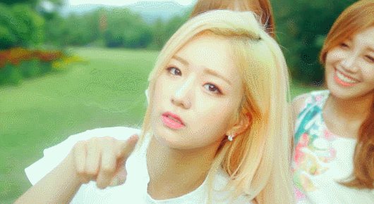 에이핑크 윤보미 생일기념.jpgif | 인스티즈