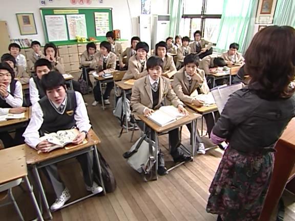 [거침없이하이킥] 학생들 제압하려다가 망신만 당하는 서선생ㅋㅋㅋㅋㅋ.jpg | 인스티즈