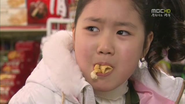[지붕킥] 한옥집에 입대(?)한 해리와 신애 | 인스티즈