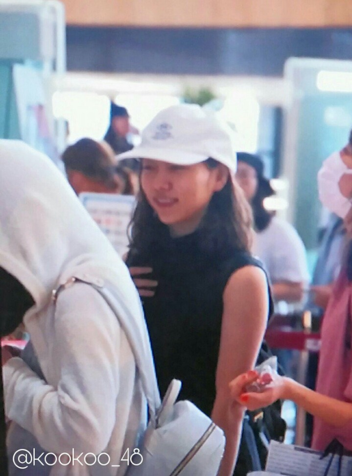 오늘자 김포공항 AKB48 멤버들 | 인스티즈