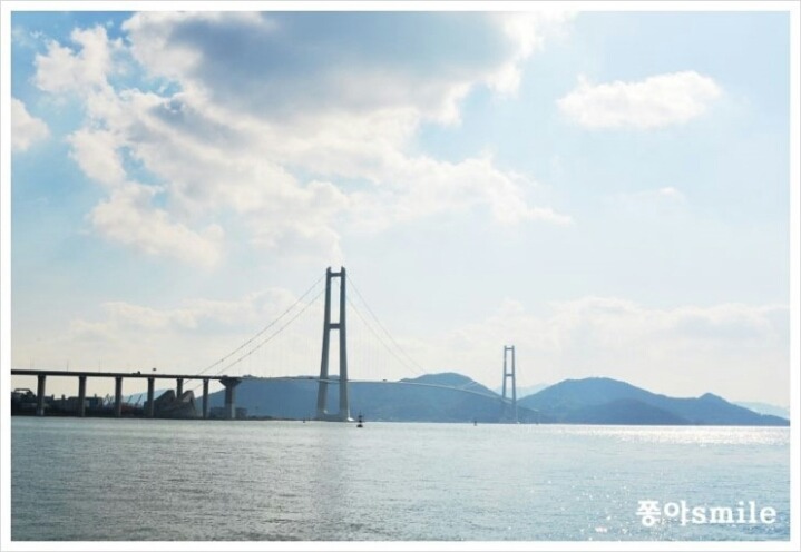 세계에서 가장 높은 콘크리트주탑 현수교 | 인스티즈