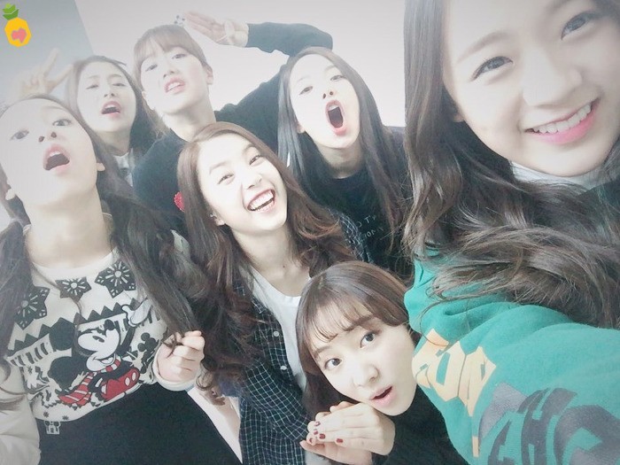 채경이랑 에이프릴 같이 찍은 사진 모음 | 인스티즈