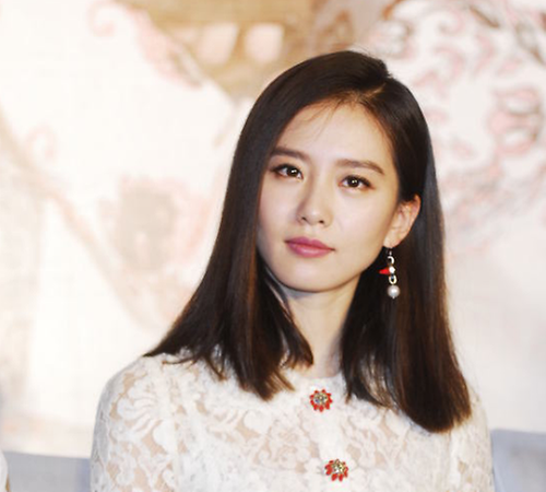보보경심 중국 여자주인공 약희-류시시.gif(아이유가 맡은역) | 인스티즈