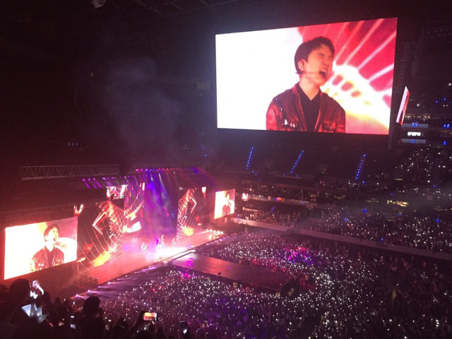 한국 도입이 시급해보이는 멕시코 콘서트 전광판 크기.jpg | 인스티즈