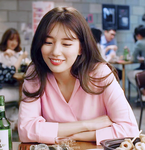 너무 예쁜 수지 처음처럼 CF컷(연인편)gif | 인스티즈