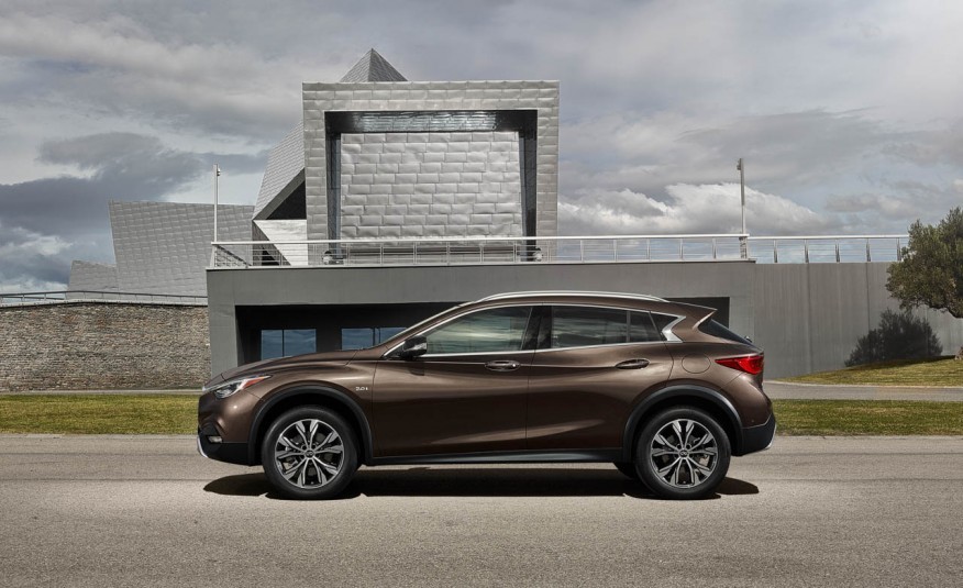 2017 인피니티 QX30 AWD | 인스티즈