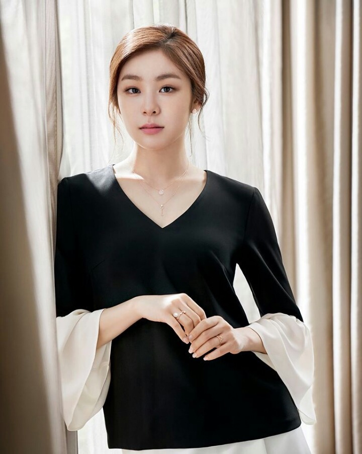 오늘자 김연아 제이에스티나 겨울 화보.jpg | 인스티즈