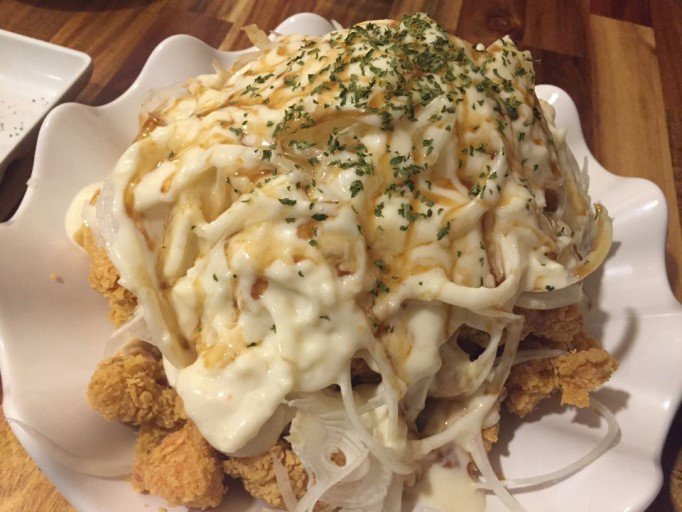 선뜻 시키긴 뭐한데 먹어보면 맛있는 치킨 | 인스티즈
