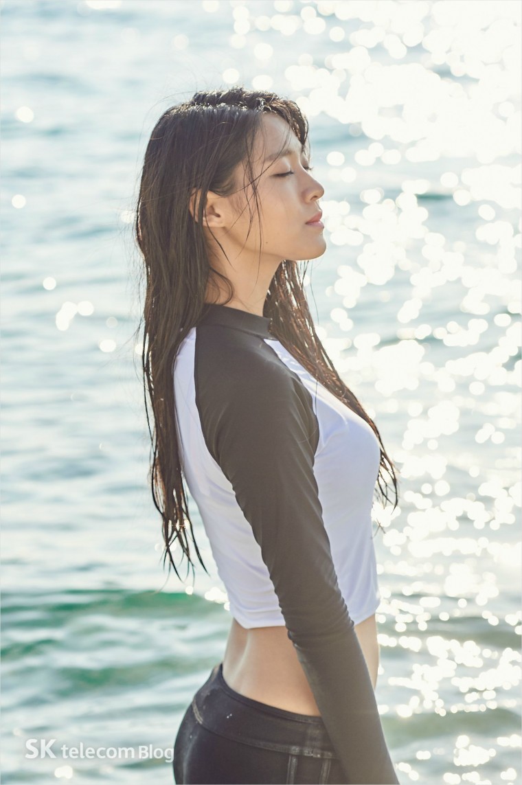 볼링치는 설현 | 인스티즈
