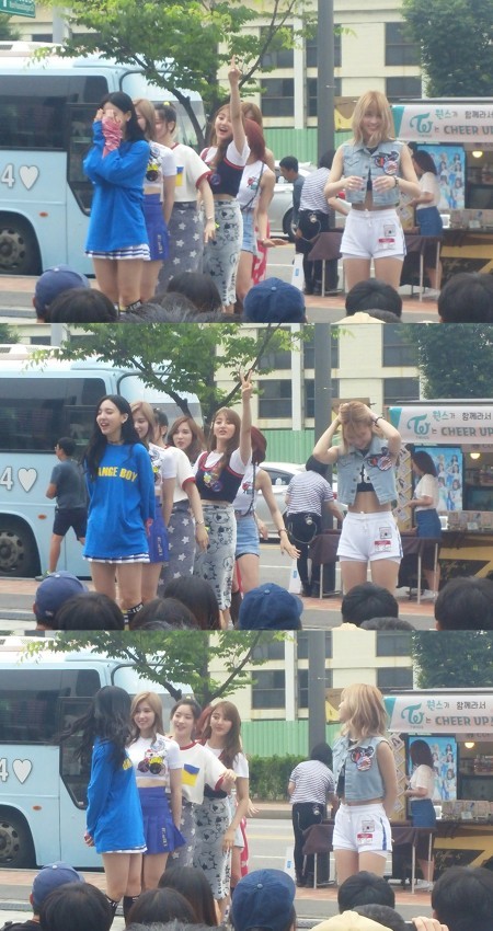 [트와이스] 오늘자 트와이스 미니팬미팅 & 역조공.jpg | 인스티즈
