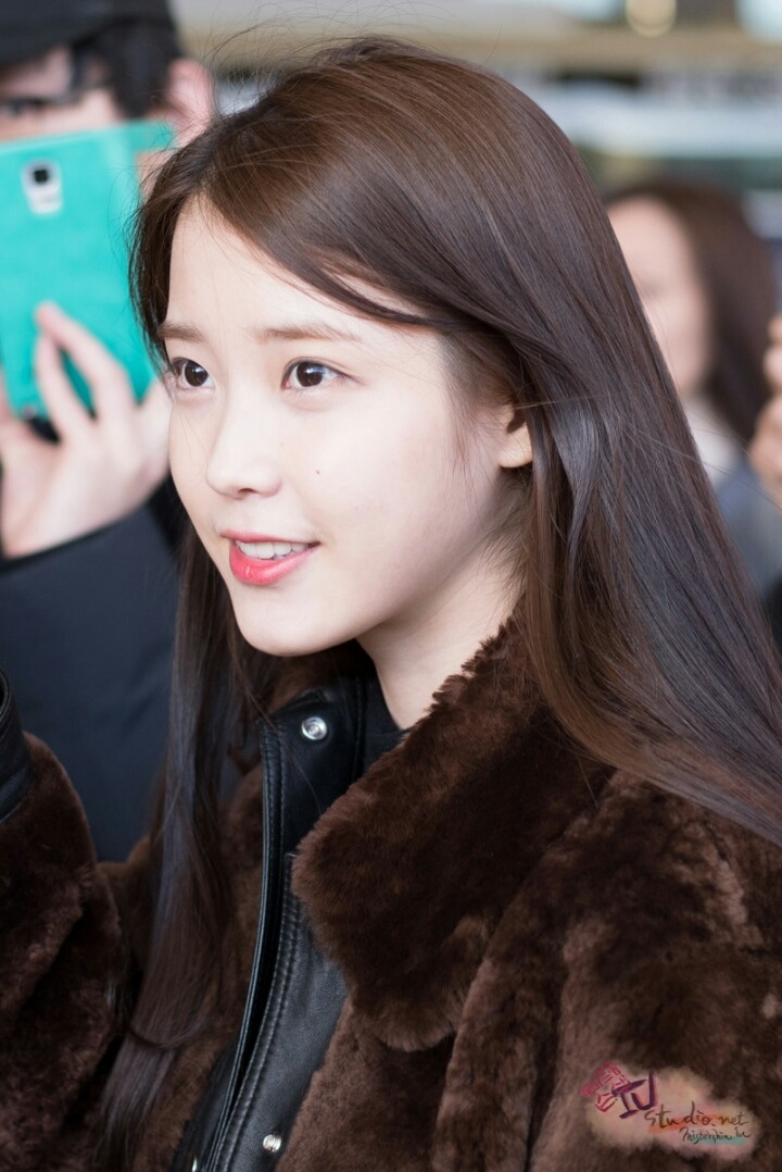 아이유 겨울철 코디 스타일.jpg | 인스티즈