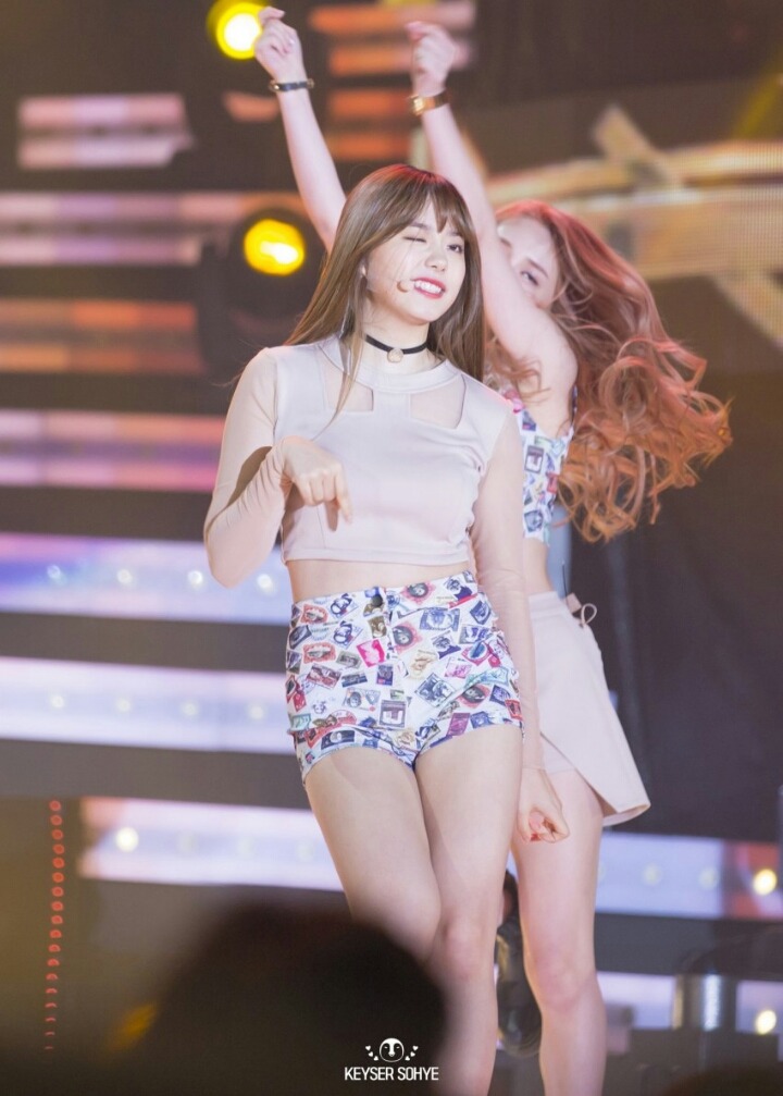 펭귄 펭귄하니까 진짜 펭귄 같아보이는 김소혜 | 인스티즈