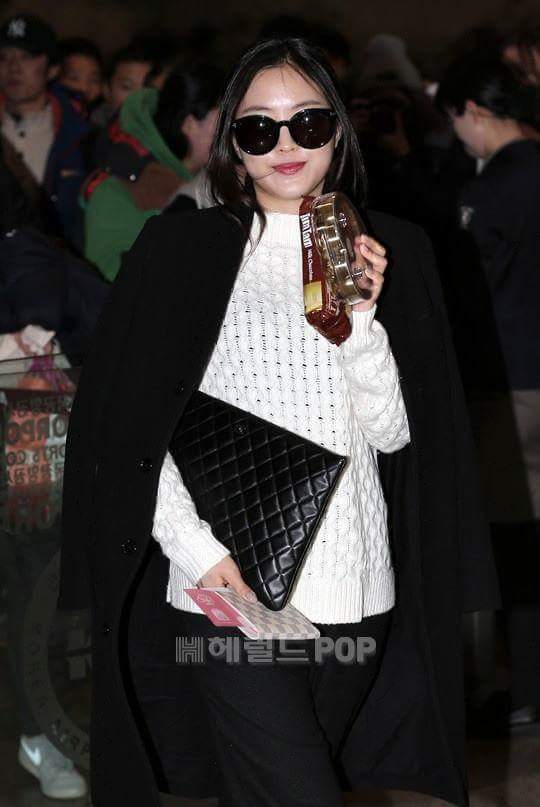 선글라스 낀 나은이 | 인스티즈