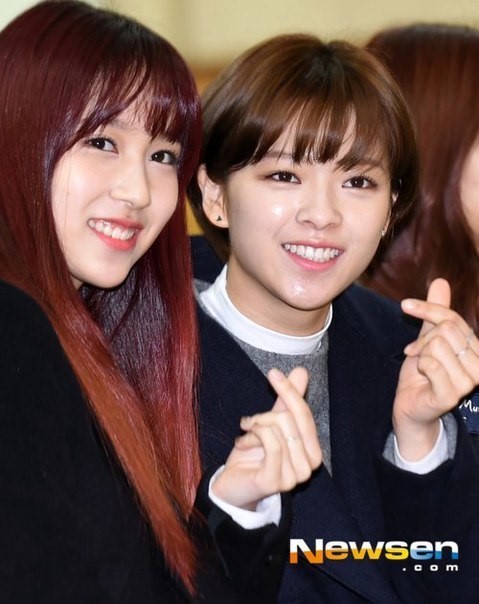 짧은 머리가 잘 어울리는 트와이스 정연 .jpg | 인스티즈
