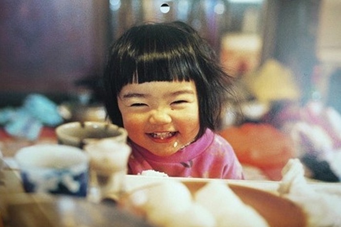 친구의 딸이 너무 귀여워 1년동안 사진을 찍어줬더니 | 인스티즈