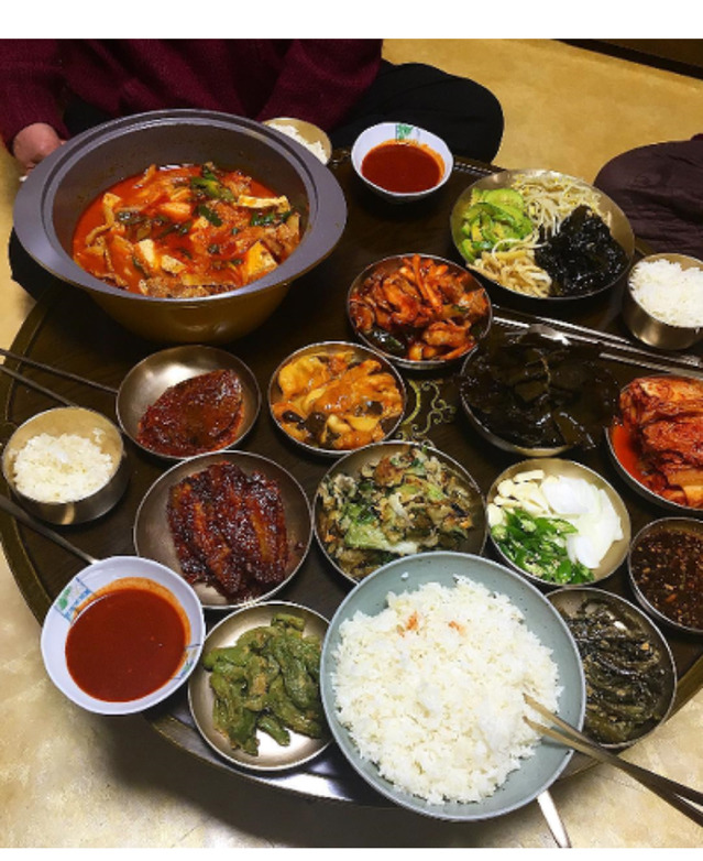 테이가 한끼에 먹는 양 ㄷㄷ | 인스티즈