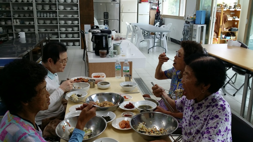 부빔밥 이미지