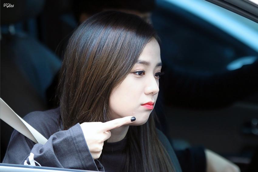 블랙핑크 지수.gif | 인스티즈