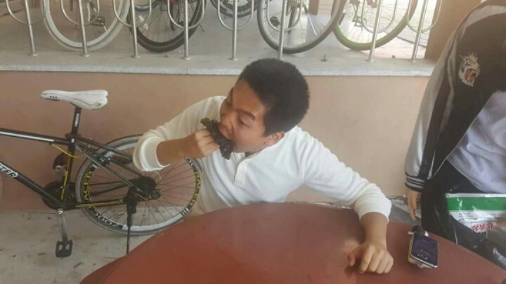 한해의 이슈를 알수있는 의정부고 졸사.jpg | 인스티즈
