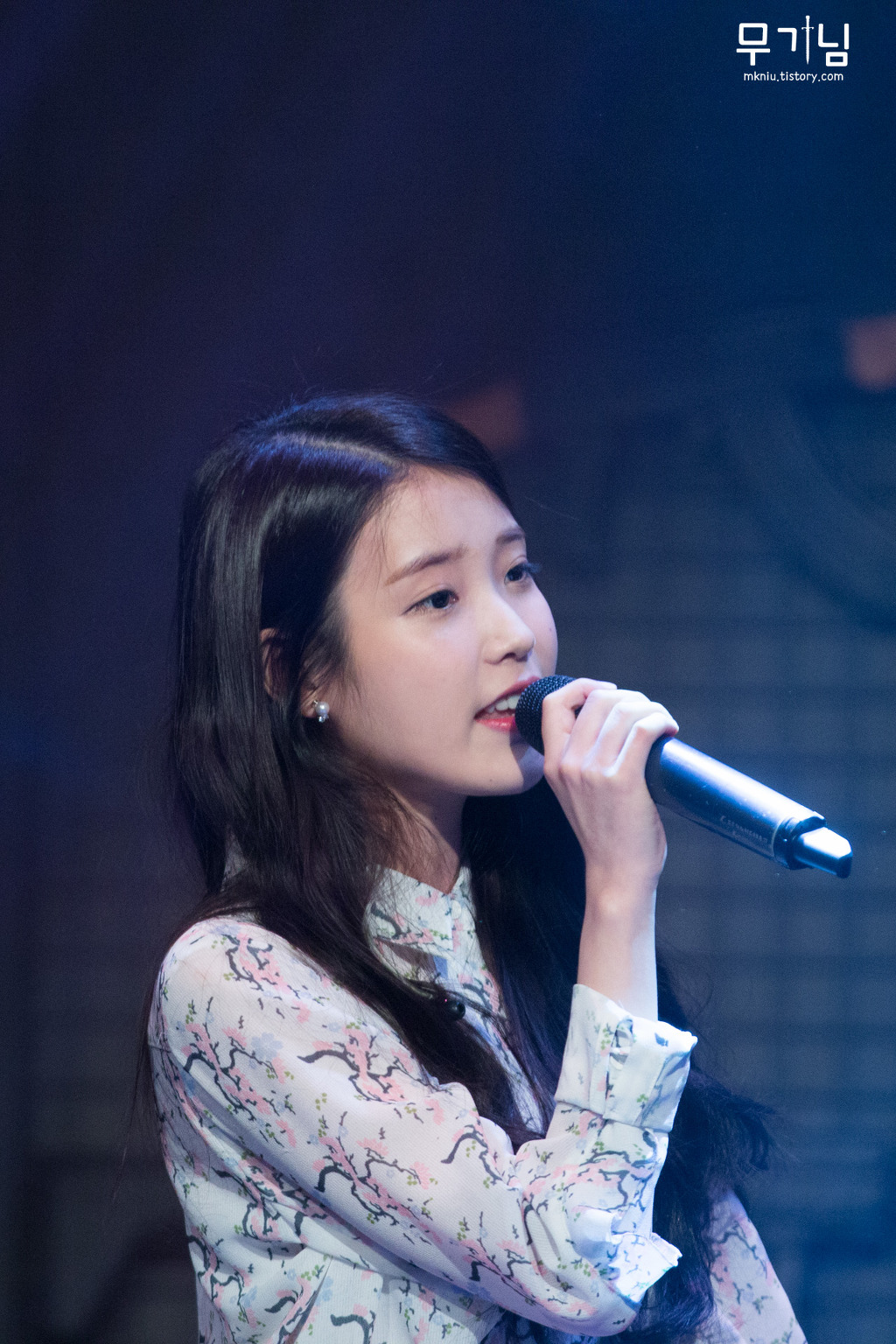 [2016.03.01] 서든어택 결승 축하공연 아이유 B컷 by무기님 | 인스티즈