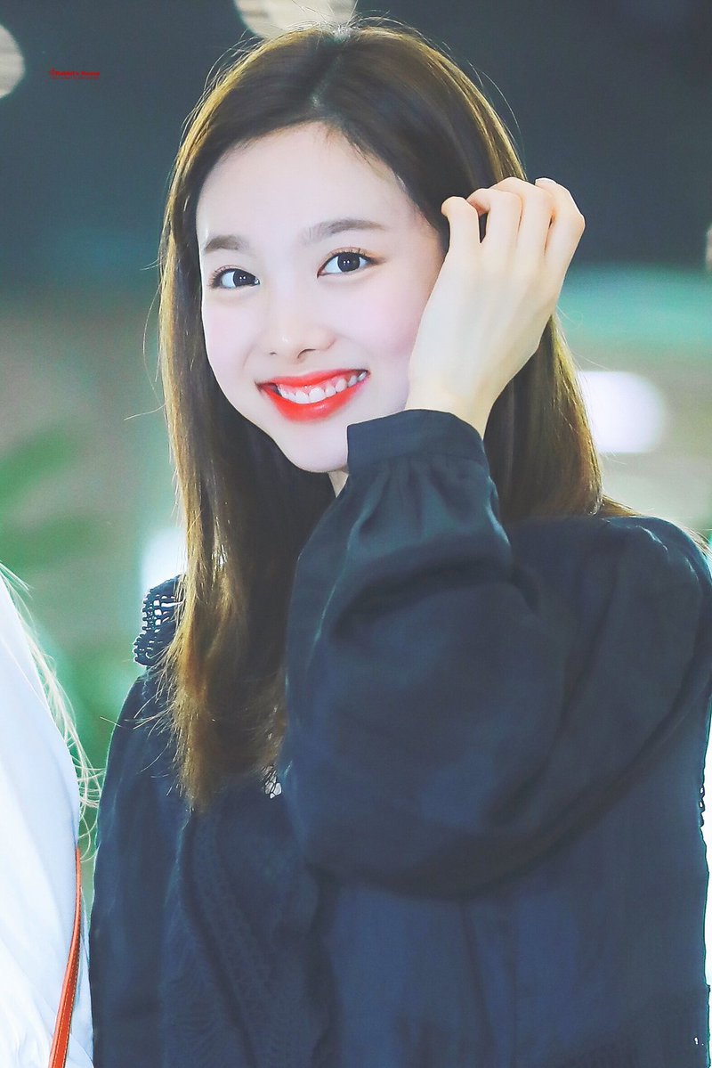 트와이스의 맏내 임나연.jpgif | 인스티즈