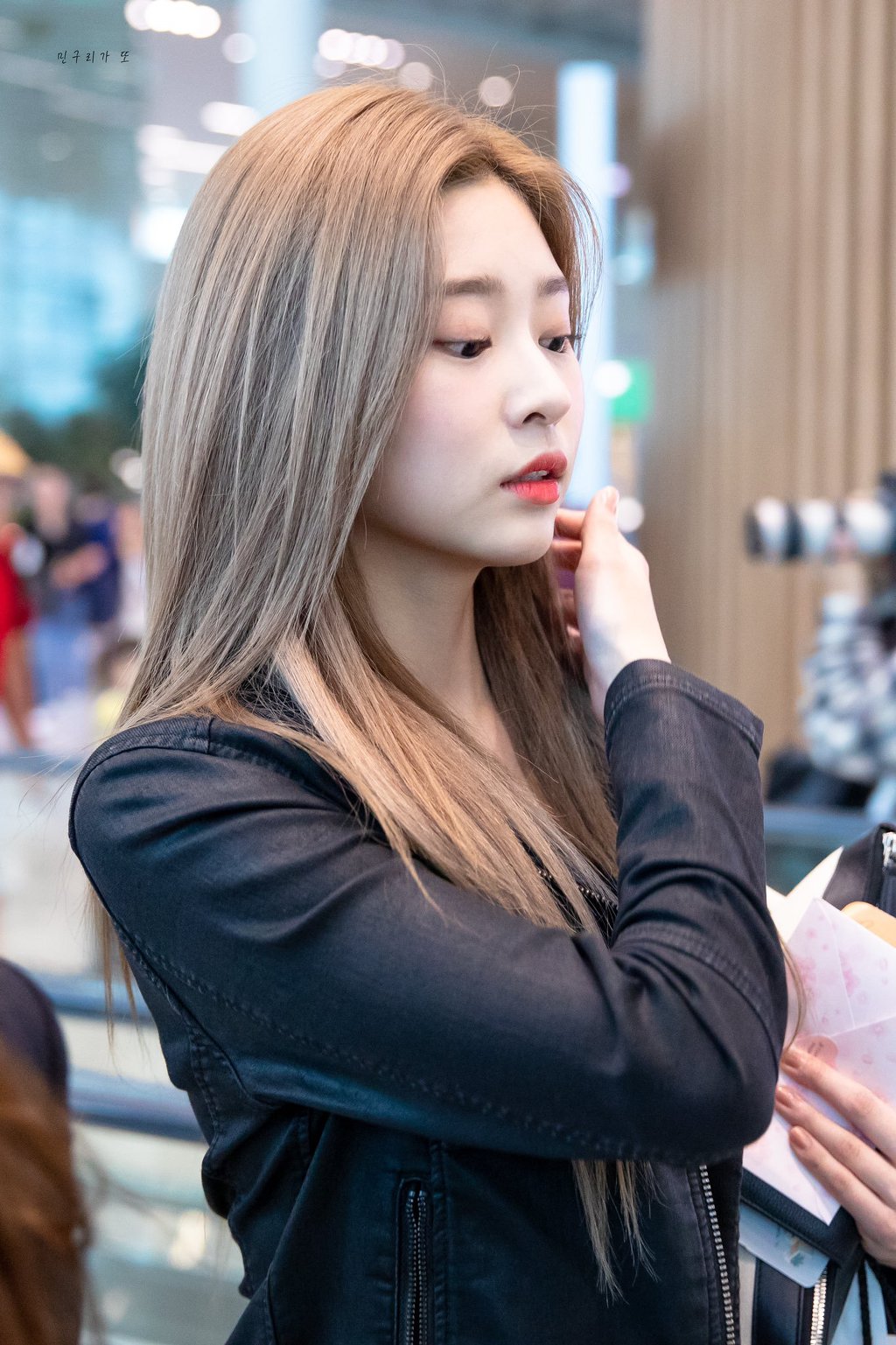 좀이쁜거같은 아이즈원 민주.jpg | 인스티즈