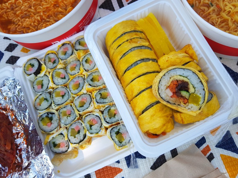 계란말이김밥 하면 떠오르는 이미지는 1vs2 | 인스티즈