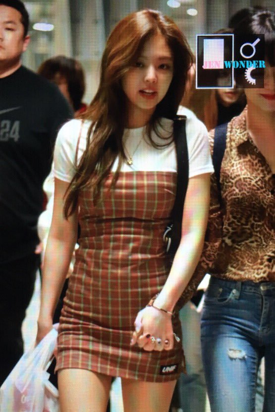 오늘 태국공항 블랙핑크 김제니 사복패션 피지컬 ㄷㄷ.JPG | 인스티즈