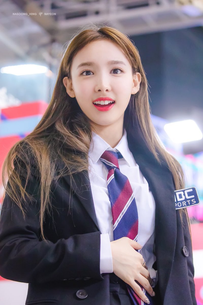 뭘 먹을때마다 레전드 찍는 나연이 ㅋㅋㅋ.jpgif | 인스티즈