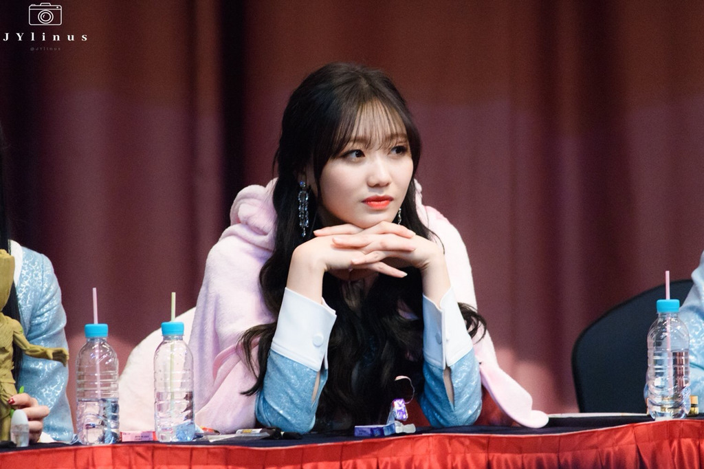 [러블리즈] 오늘의 저녁은 딤섬과 우육면이라서 수정이 | 인스티즈