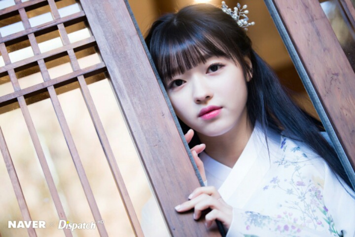 오마이걸 유아 한복 사진 | 인스티즈