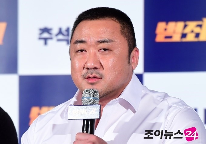 2017년 대박나서 등급 바꿔 시즌2 한다는 범죄도시 | 인스티즈