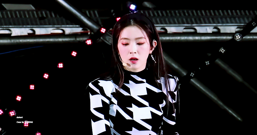 검정 머리띠한 아이린.jpgif | 인스티즈