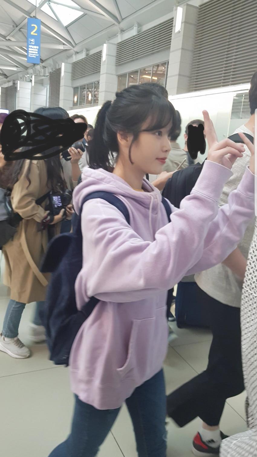 아이유 인천공항 출국 프리뷰 | 인스티즈