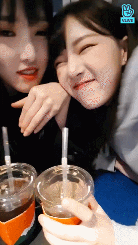 여자친구 예린 유주 v앱.gif | 인스티즈