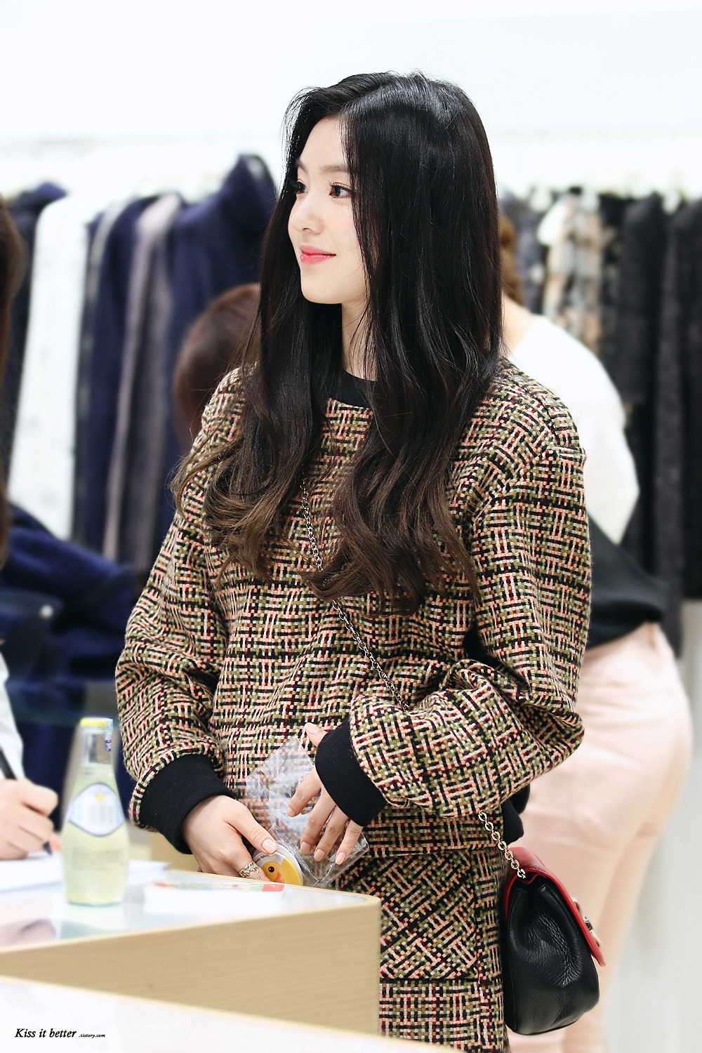 레드벨벳 아이린의 는 옆태.jpgif | 인스티즈