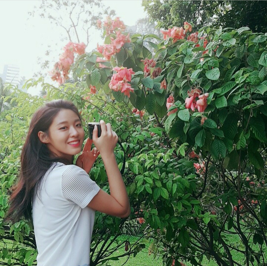 설현이의 미모 ㄷㄷㄷ.jpgif | 인스티즈