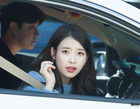 하늘하늘한 아이유.jpg | 인스티즈
