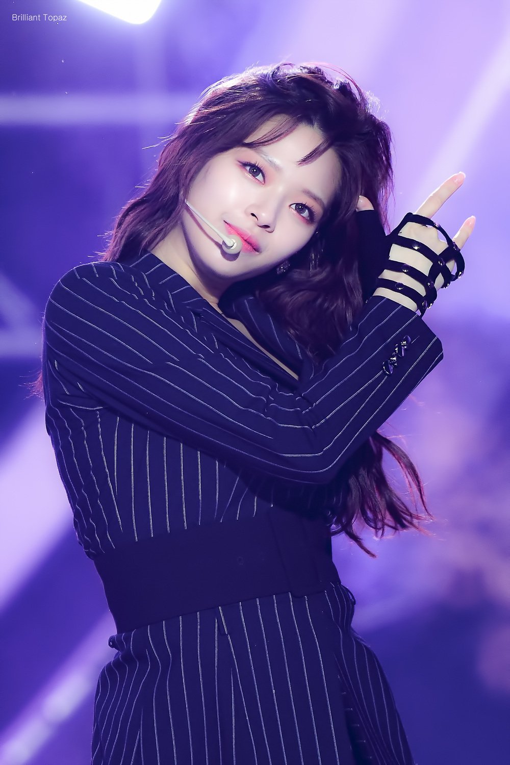 요즘 너무 이쁜 정연이 광주 슈퍼콘서트 | 인스티즈