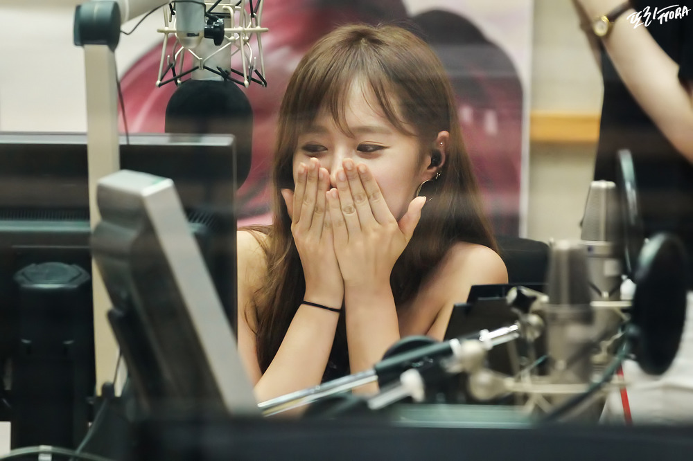 9989B5415EA8543D25F52F