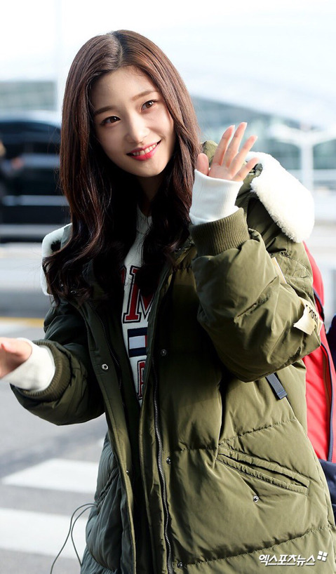 정글의법칙 촬영차 출국하는 정채연 jpg20 | 인스티즈
