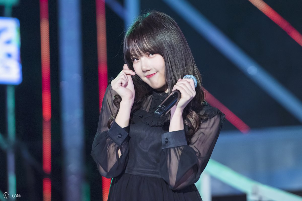 여자친구 예린.jpgif | 인스티즈