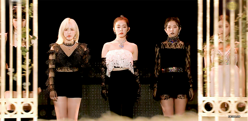 어제 가요대전 포니테일 아이린의 미모 ㄷㄷㄷ.gif | 인스티즈