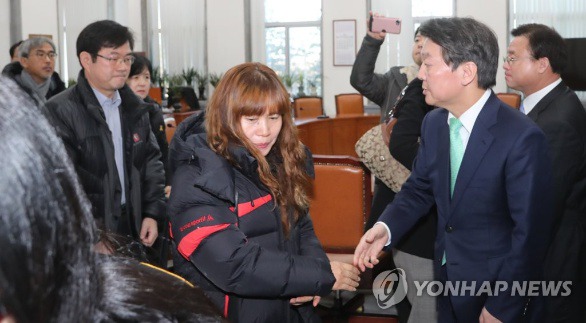 여기저기 바쁜 행보를 이어가는 안철수 당대표 | 인스티즈