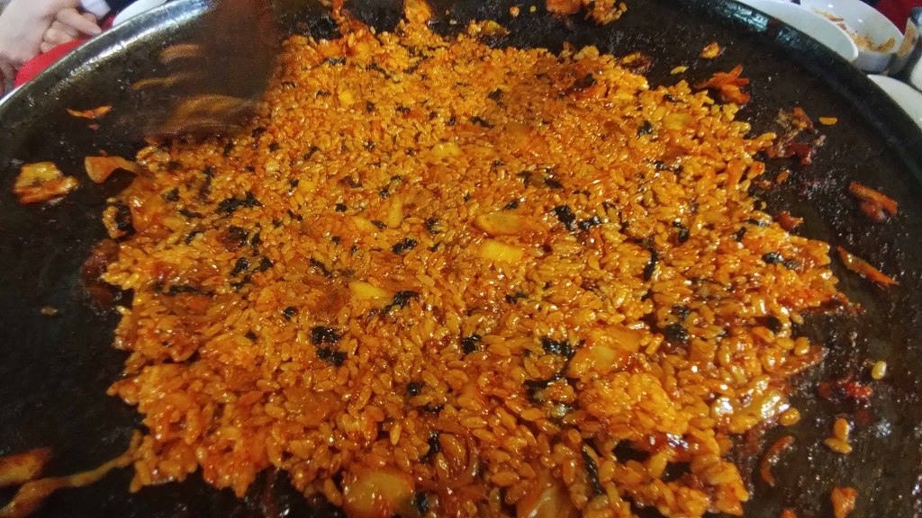 춘천무쇠닭갈비유황오리 이미지